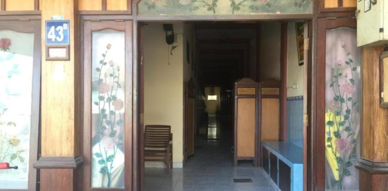 Hotel Erysa Juanda Sedati Exterior foto